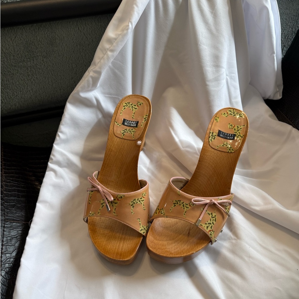 Stuart Weitzman Pink Dalmatian-Print Dog Wood Slide Sandals size 9 - Picture 3 of 7